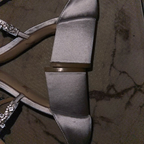Jewel Badgley Mishchka silver rhinestone t strap block heels formal bridal 7 - Picture 7 of 14